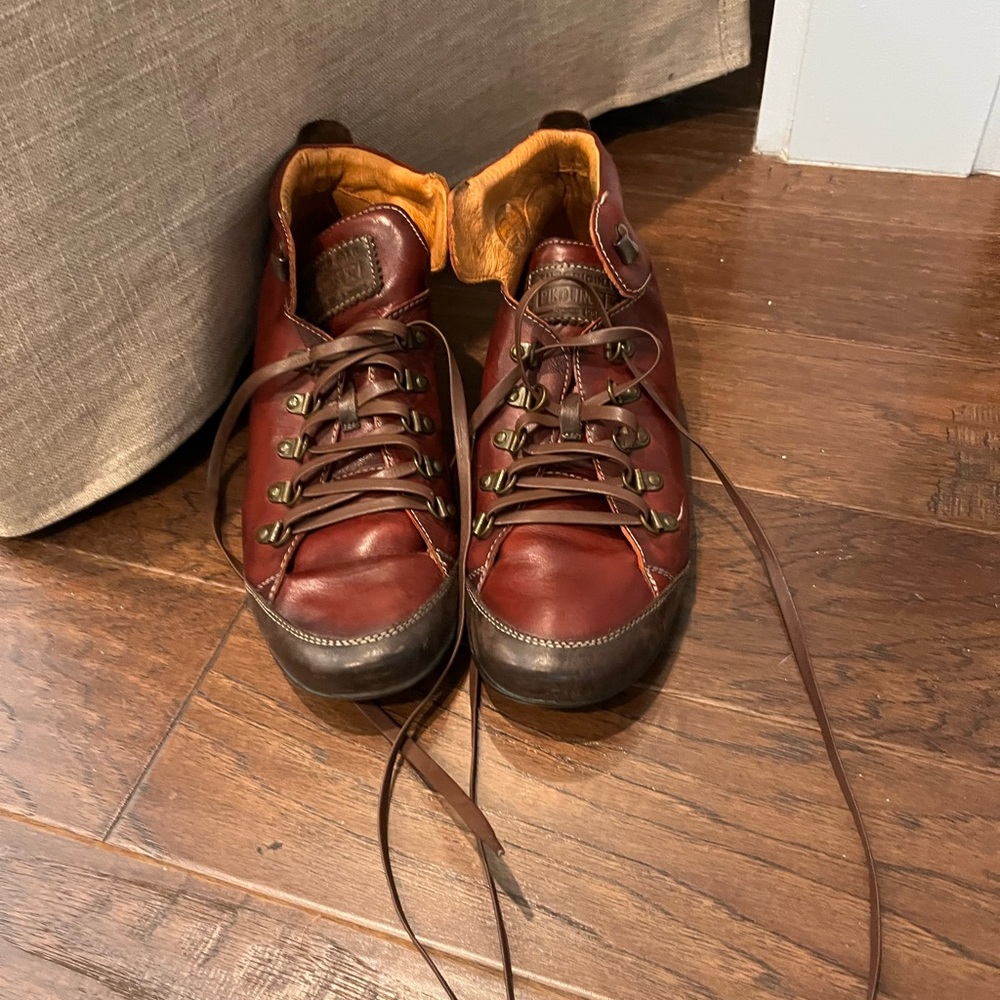 Pikolinos Women's Lisboa (size 10)